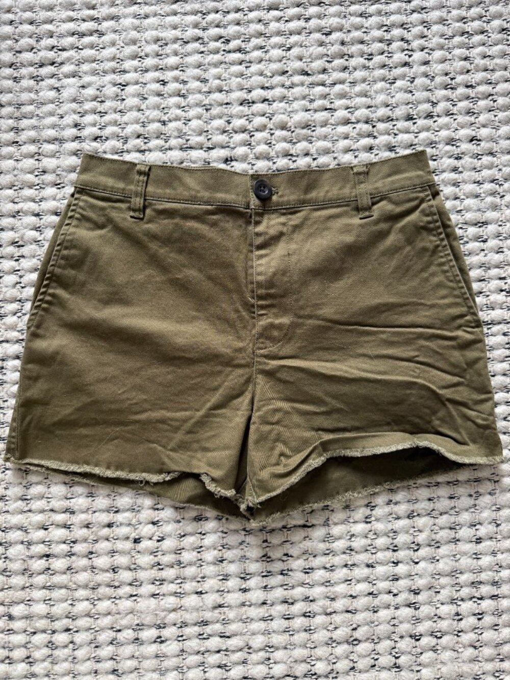 Madewell Highwaist Olive shorts